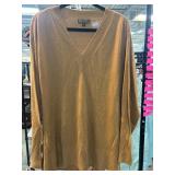 Womenï¿½s D2 XL V-Neck Sweater in Brown
