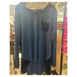Womenï¿½s DG2 Blue Long-Sleeve Top