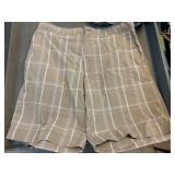Menï¿½s Plaid Polyester Shorts, Size 34