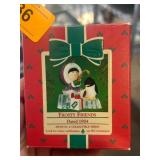 1984 Hallmark Frosty Friends Ornament