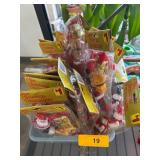 Six-Piece Christmas Decorations Set