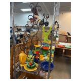 Scrollwork Iron Wall-Mounted Rack