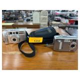 Kodak and Vivitar Digital Cameras Lot