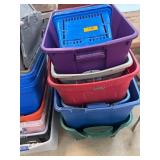 10 Plastic Storage Totes