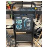 Werner Pro Grade Platform Ladder