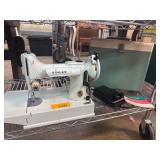 Singer 221K Featherweight Sewing Machine