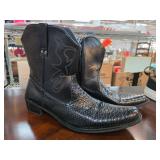 MetroCharm Sz 12 Black Western-Style Boots