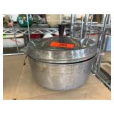 Magnalite Aluminum 5-Quart Dutch Oven