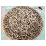 Round Floral Pattern Rug, 72in Diameter