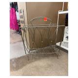 Metal Wire Magazine Rack