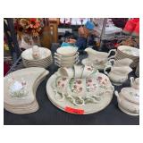 Mikasa Fine Ivory Margaux Dinnerware Set