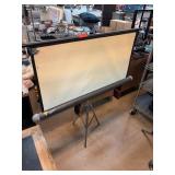 Aurora Portable Projection Screen