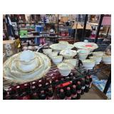 Noritake Japan Porcelain Dinnerware Set