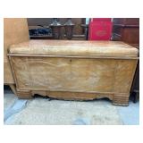 Wood Blanket Chest with Hinged Top