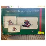 Lacquered 3-Piece Tray Set with Santa Design