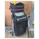 TaylorMade Golf Club Bag in Black and Gray