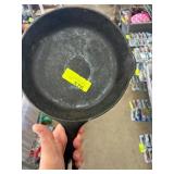 Cast Iron Skillet with Handle and Pour Spout