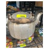 Mirro Aluminum Teapot with Wooden Handle