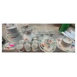 Villeroy & Boch Amapola Dinnerware Collection