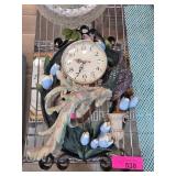 Wall-Mounted Decorative Clock With Bird Design