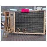 Vintage Channel Master Transistor Radio