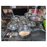 Cookware and Kitchen Accessories