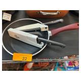 Pan and Kitchen Utensil Lot with Accessories