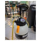 Pressure Bleeder with Gauge and Hose