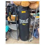 Everlast Punching Bag in Black with Straps