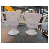Jeanette Glass Baltimore Pear Creamer Sugar Set