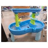 Plastic Water Play Table With Interactive Features