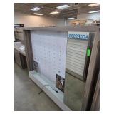 Lighted Retail Display Fixture With Mirror