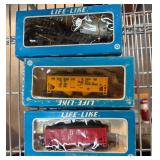 Life-Like HO Scale Railroad Cars and Accessories