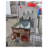Department 56 North Pole Series House