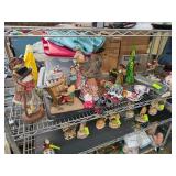 Decorative Holiday Figurines