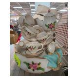 Porcelain Tea Set-Themed Fountain With Roses