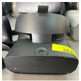 Oculus VR Headset & 2 Controllers