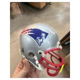 Riddell New England Patriots Mini Helmet