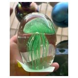 Dynasty Gallery Glass Jellyfish Paperweight
