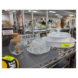 Kitchenware Lot Including Covered Dishes