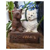 Black & White Scotch Whisky Iron Figurine Display