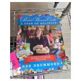 The Pioneer Woman Cooks: A Year of Holidays