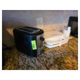 Black Toaster Rival Sandwich Maker/ Grinder Bundle