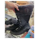 Black Quilted Winter Boots With Faux Fur Trim