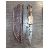 Damascus Steel Hunting Knife with Leather Sheath