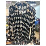 Essentials by Milano Houndstooth Blouse