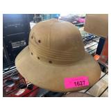 Vintage-Style Beige Pith Helmet with Inner Strap