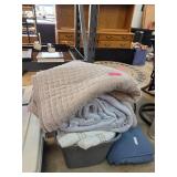 Quilts and Bedding Lot