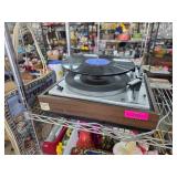 PE 2040 Turntable with Manual and Automatic Modes