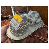 Nordic Ware Cast Aluminum Gingerbread Pan